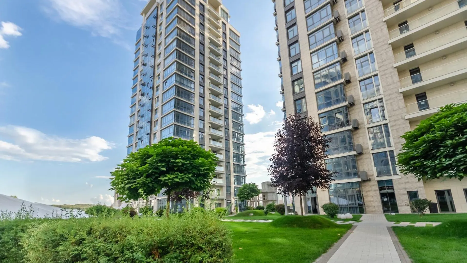 Petrovdom 2-5 New Apartment In Rc Novopecherski Lypky, 19B Andrii Verkhogliad Street キエフ 0*,  ウクライナ